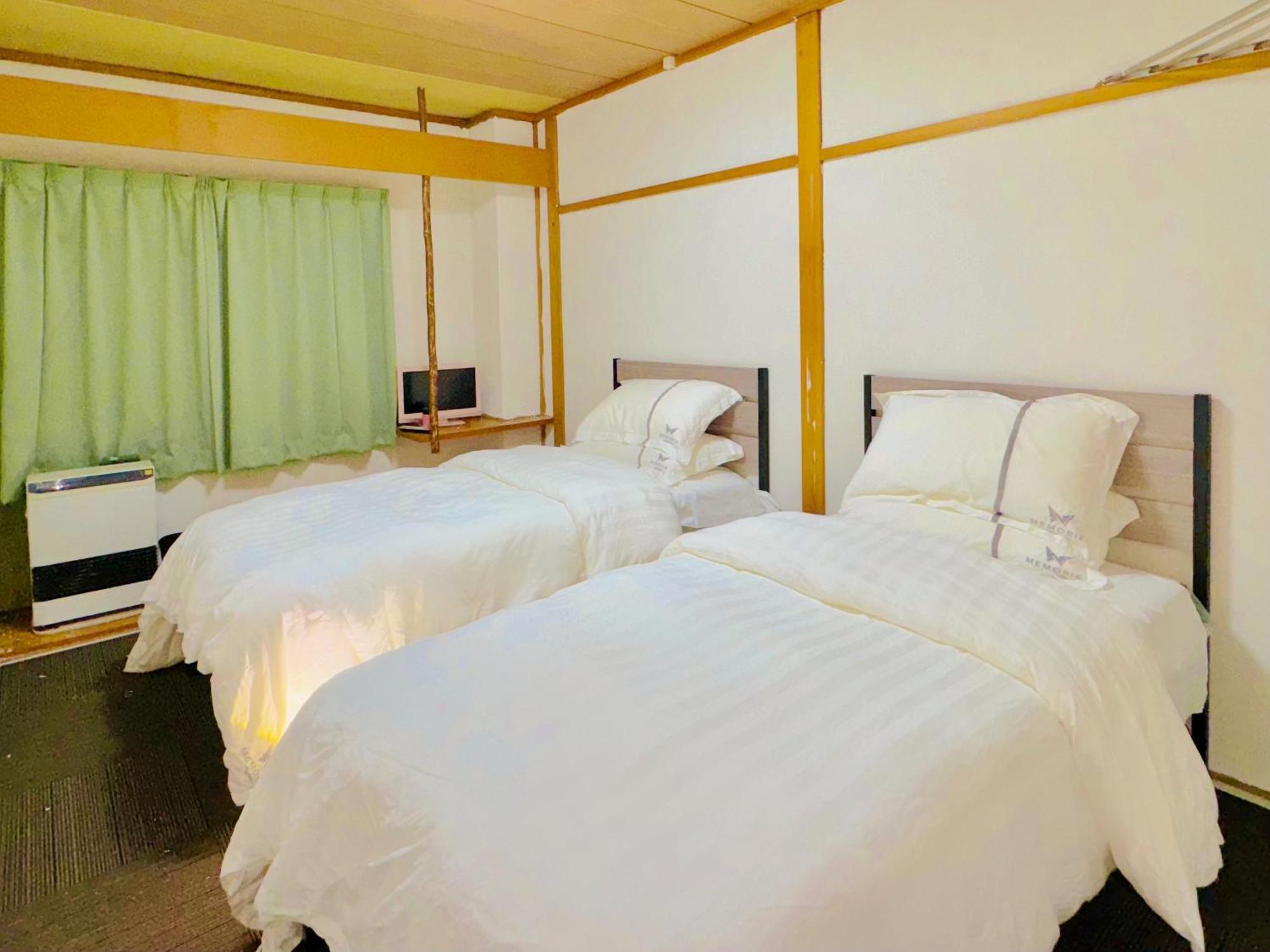 Snowhouse Memorie Hotel-石打丸山 Seki  Exterior photo